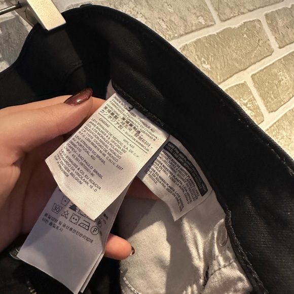 Levi’s 311 - Picture 5 of 5